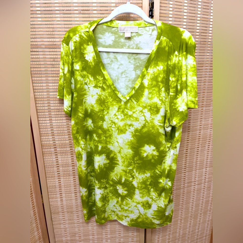 Michael Kors Lime Green Tied Dyed VNeck Sz XL